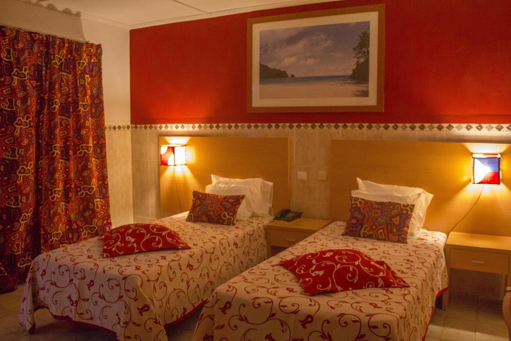Hotel Avenida Sao Tome Kültér fotó